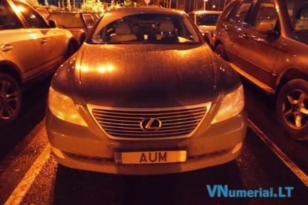AUM