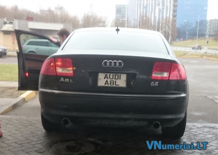 AUDIA8L