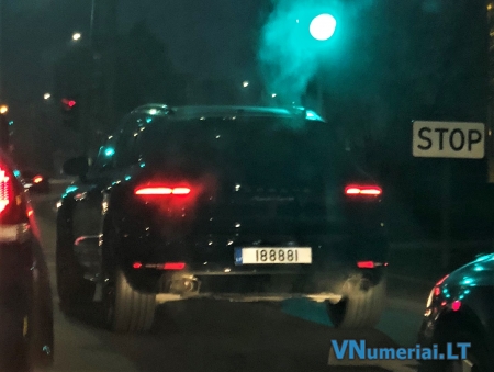 I8888I