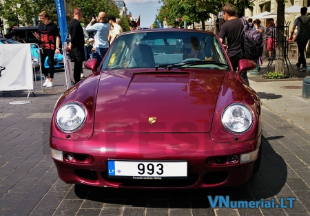 993
